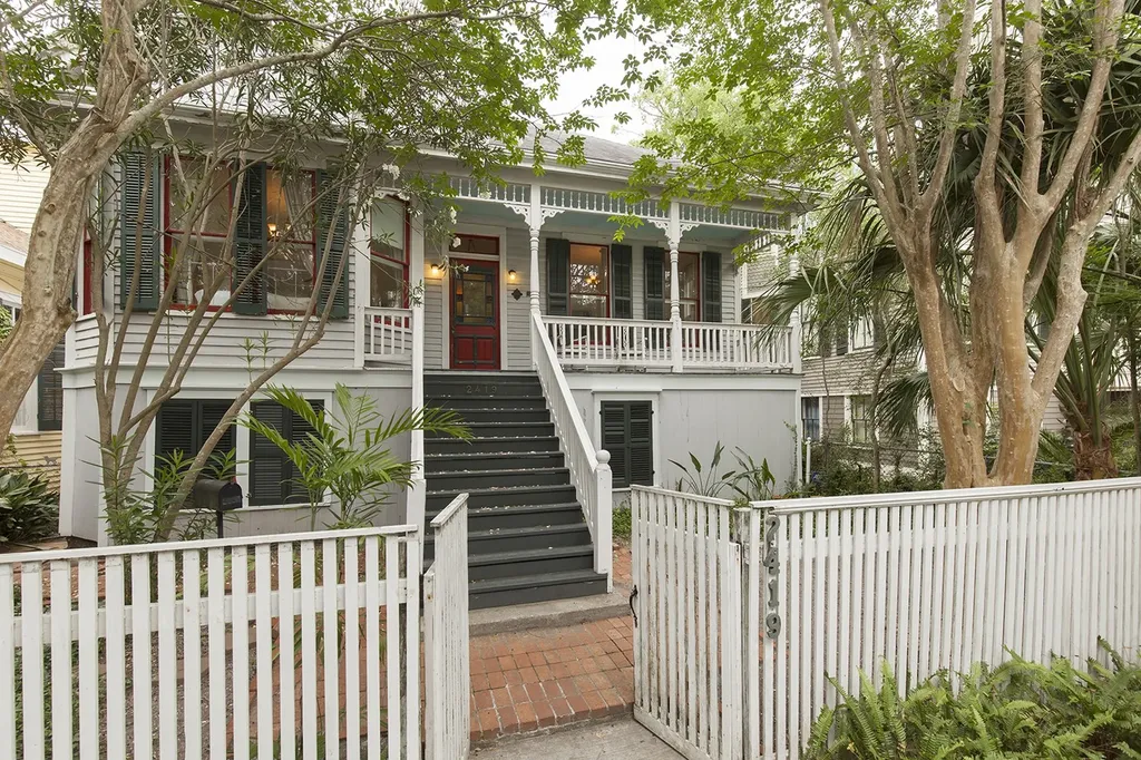 2419 Avenue L Galveston TX 77550