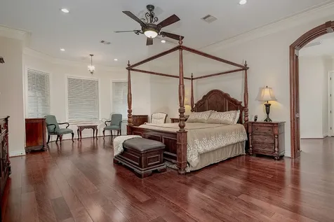 15 Netherfield Way The Woodlands TX 77382
