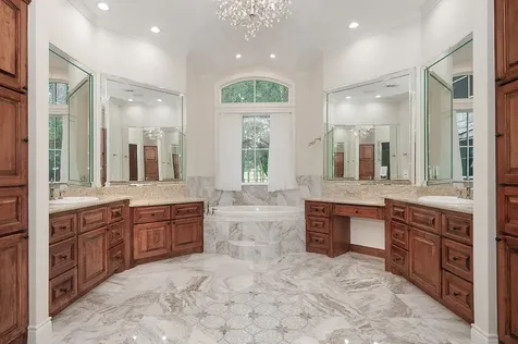 15 Netherfield Way The Woodlands TX 77382