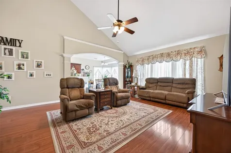 5118 Cove Creek Baytown TX 77523