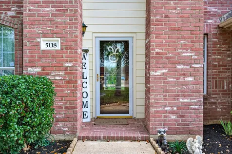5118 Cove Creek Baytown TX 77523