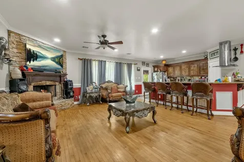 18740 Deer Glen Drive Conroe TX 77302