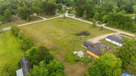 18740 Deer Glen Drive Conroe TX 77302