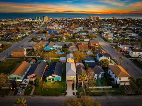 4117 Avenue R Galveston TX 77550