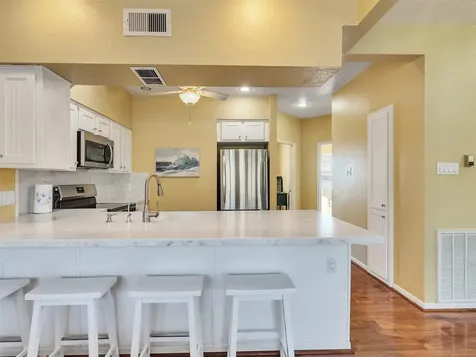 16627 Bayfront Drive Jamaica Beach TX 77554