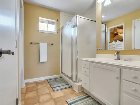16627 Bayfront Drive Jamaica Beach TX 77554