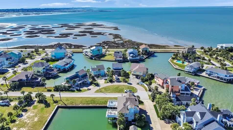 16627 Bayfront Drive Jamaica Beach TX 77554