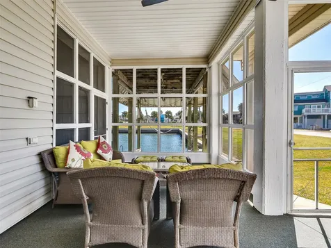 16627 Bayfront Drive Jamaica Beach TX 77554