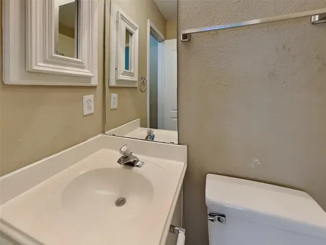 17302 Lonesome Dove Trail Houston TX 77095