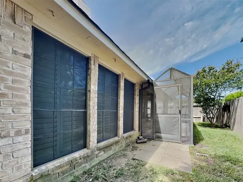 17302 Lonesome Dove Trail Houston TX 77095