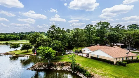 46 Point Loop Huntsville TX 77320