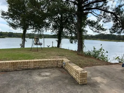46 Point Loop Huntsville TX 77320