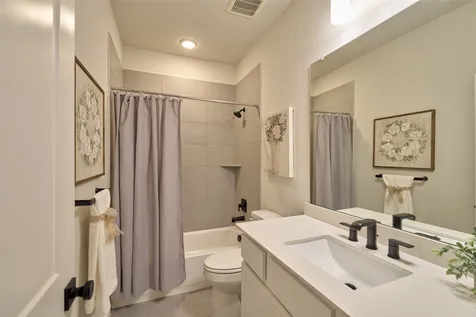 10090 S Goshawk Trail Conroe TX 77385
