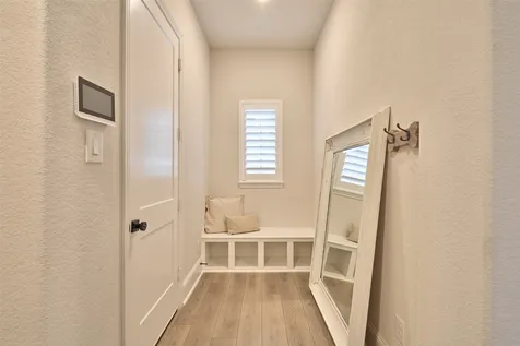 10090 S Goshawk Trail Conroe TX 77385