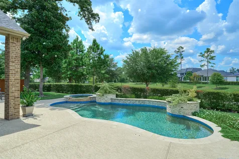 10090 S Goshawk Trail Conroe TX 77385