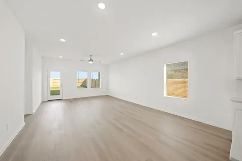 4040 Sun Burst Lane Brookshire TX 77423