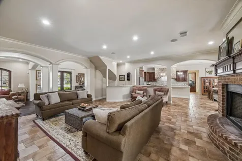 1002 Cowards Creek Court Friendswood TX 77546