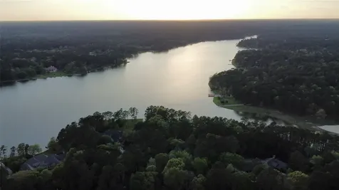 19103 Country Lake Drive Magnolia TX 77355