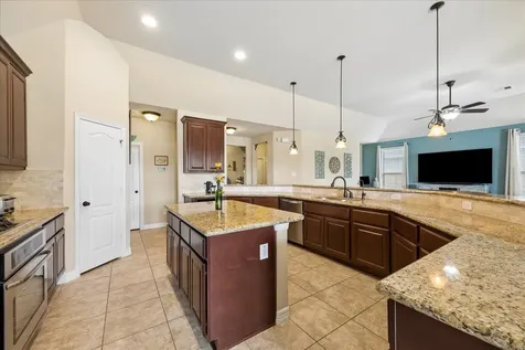 603 N Kansas Avenue League City TX 77573