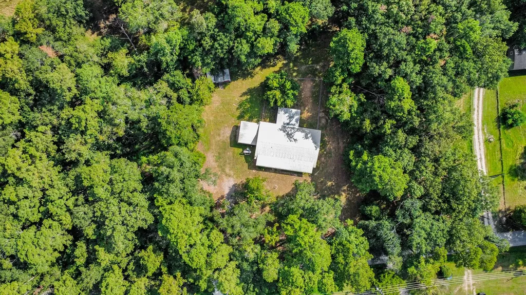 214 County Road 347 S Cleveland TX 77327