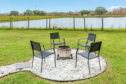 239 Lakewood Drive Clute TX 77531