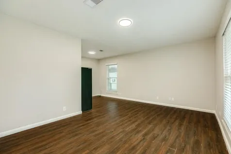239 Lakewood Drive Clute TX 77531