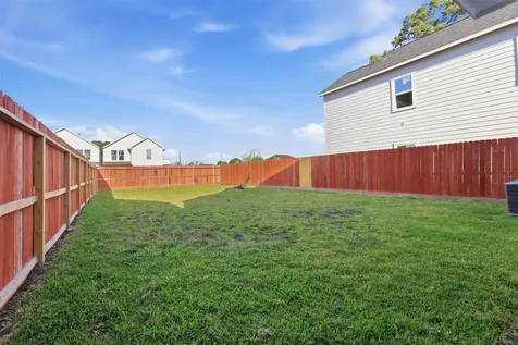 7413 Charlie Street Houston TX 77088