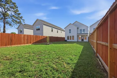 7413 Charlie Street Houston TX 77088