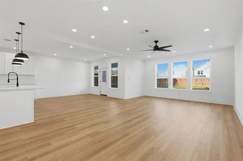 7413 Charlie Street Houston TX 77088