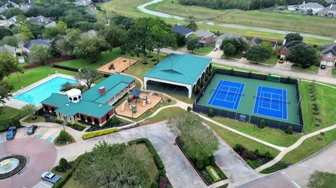 5718 Skydale Lane Richmond TX 77469