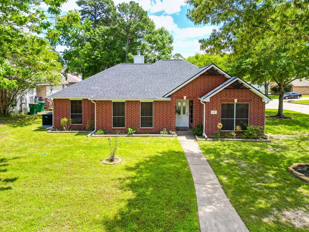 200 Canterbury Drive Conroe TX 77303