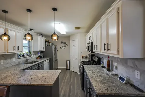 200 Canterbury Drive Conroe TX 77303