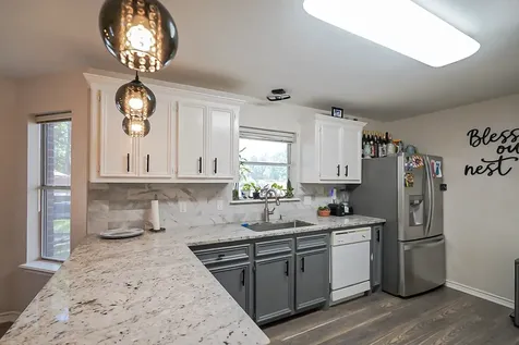 200 Canterbury Drive Conroe TX 77303