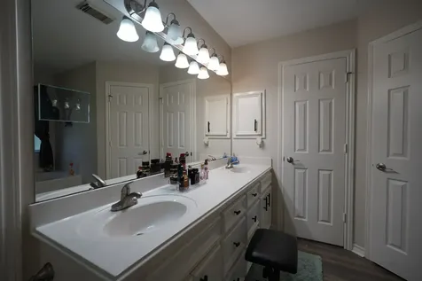 200 Canterbury Drive Conroe TX 77303