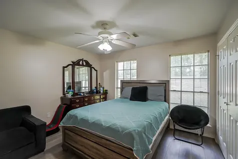 200 Canterbury Drive Conroe TX 77303