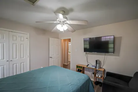200 Canterbury Drive Conroe TX 77303