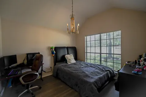 200 Canterbury Drive Conroe TX 77303