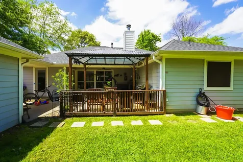 200 Canterbury Drive Conroe TX 77303