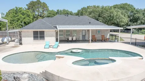 7905 Kathryn Road Needville TX 77461