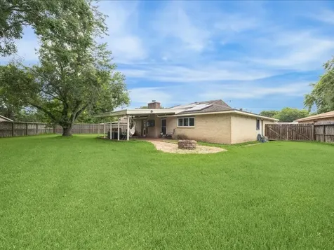 6227 Creekside Lane League City TX 77573