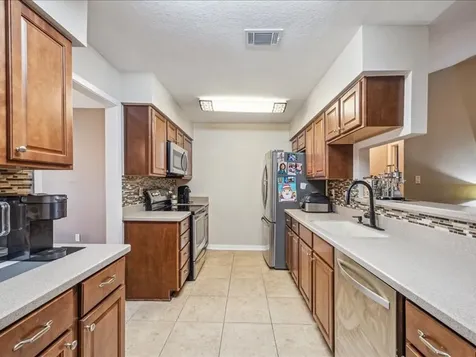 6227 Creekside Lane League City TX 77573