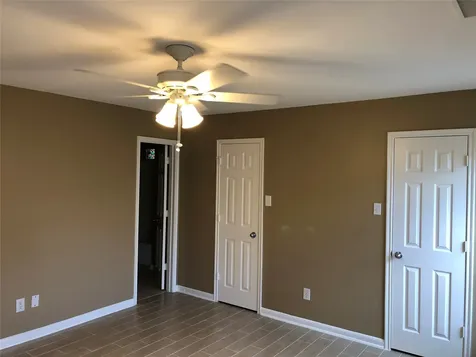 19615 Hollington Drive Tomball TX 77375