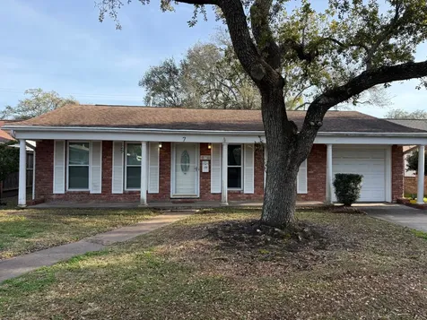 7 Maple Lane Galveston TX 77551