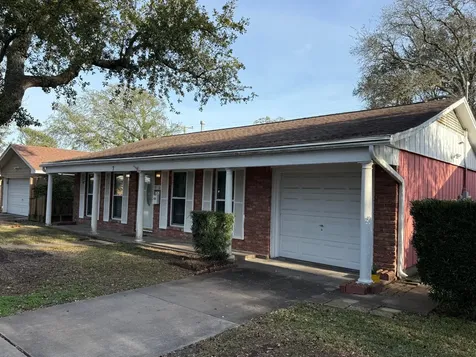 7 Maple Lane Galveston TX 77551