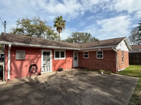 7 Maple Lane Galveston TX 77551