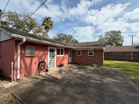 7 Maple Lane Galveston TX 77551