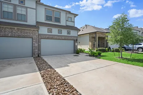 255 S Spotted Fern Drive Montgomery TX 77316