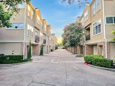 12707 Boheme Drive 506 Houston TX 77024
