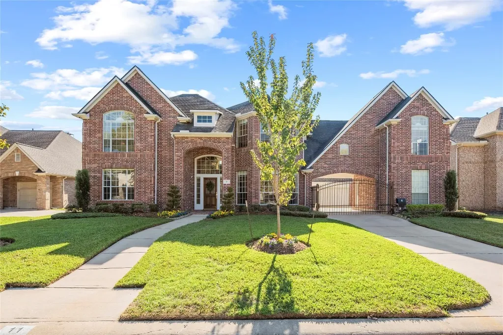 11 Bentley Park Court Houston TX 77070
