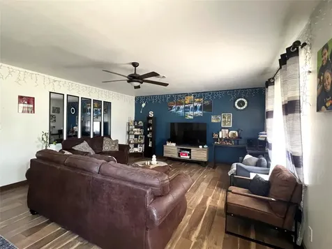 504 Henson Street El Campo TX 77437